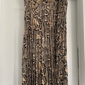 Skirt pleated extra large elastic waist brand new 15.00